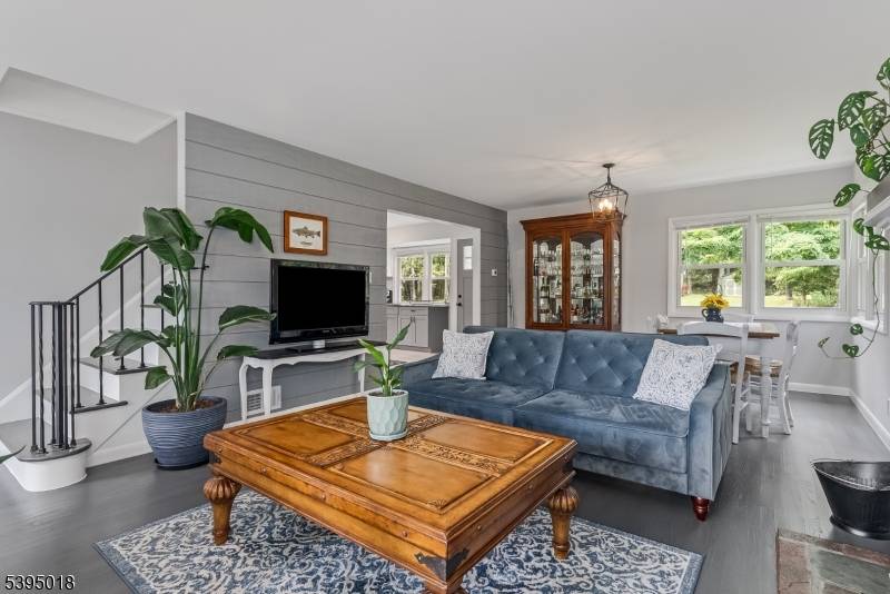 Stillwater Twp., NJ 07860,947 Plymouth Lake Dr