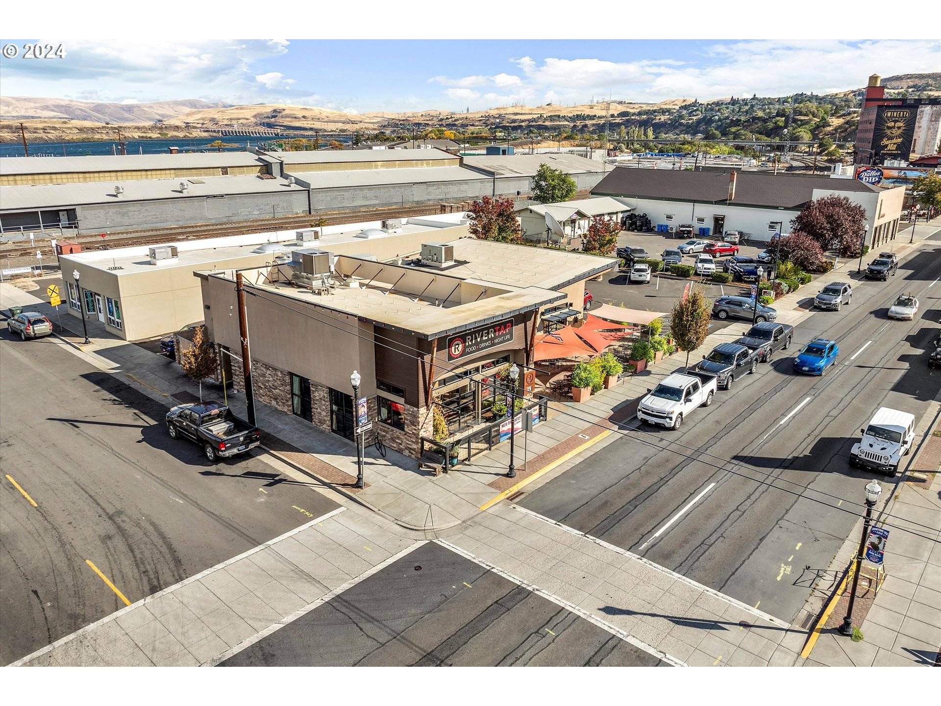 The Dalles, OR 97058,701 E 2ND ST