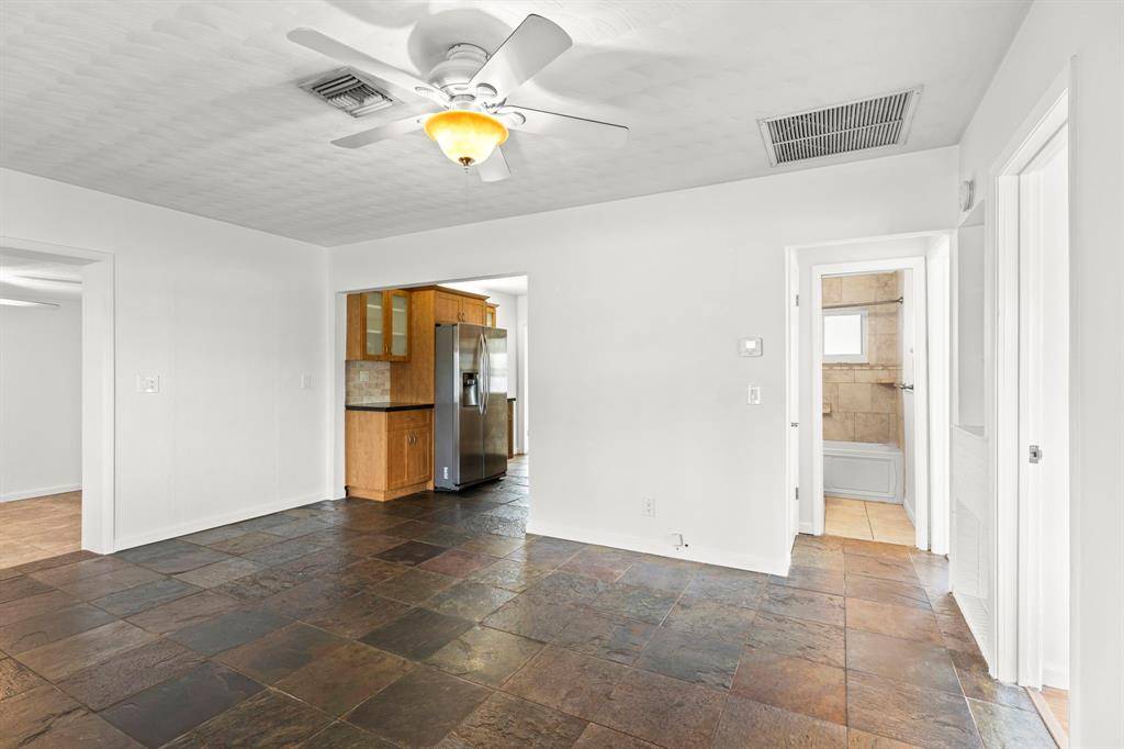 Oakland Park, FL 33334,411 NE 45TH ST