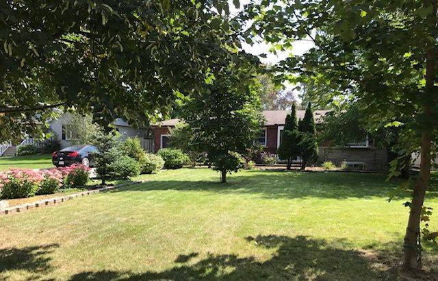 Oakville, ON L6L 1V1,2438 Hixon ST