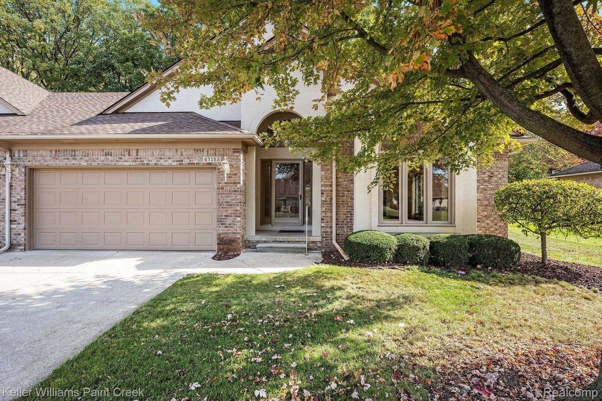 Macomb, MI 48042,47158 Hunters Chase DR