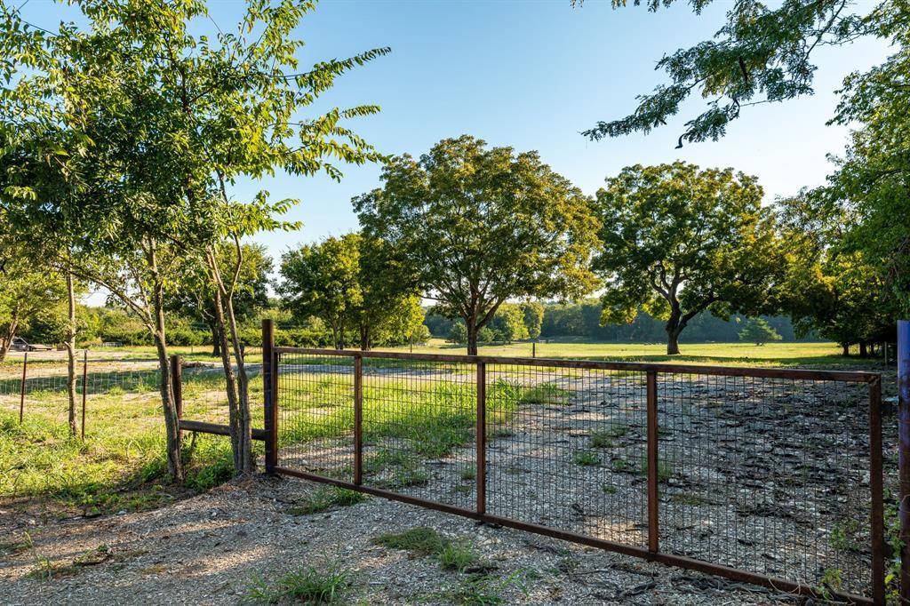 Trenton, TX 75490,647 County Road 4642