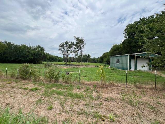 Blossom, TX 75416,600 S BOIS D'ARC Street