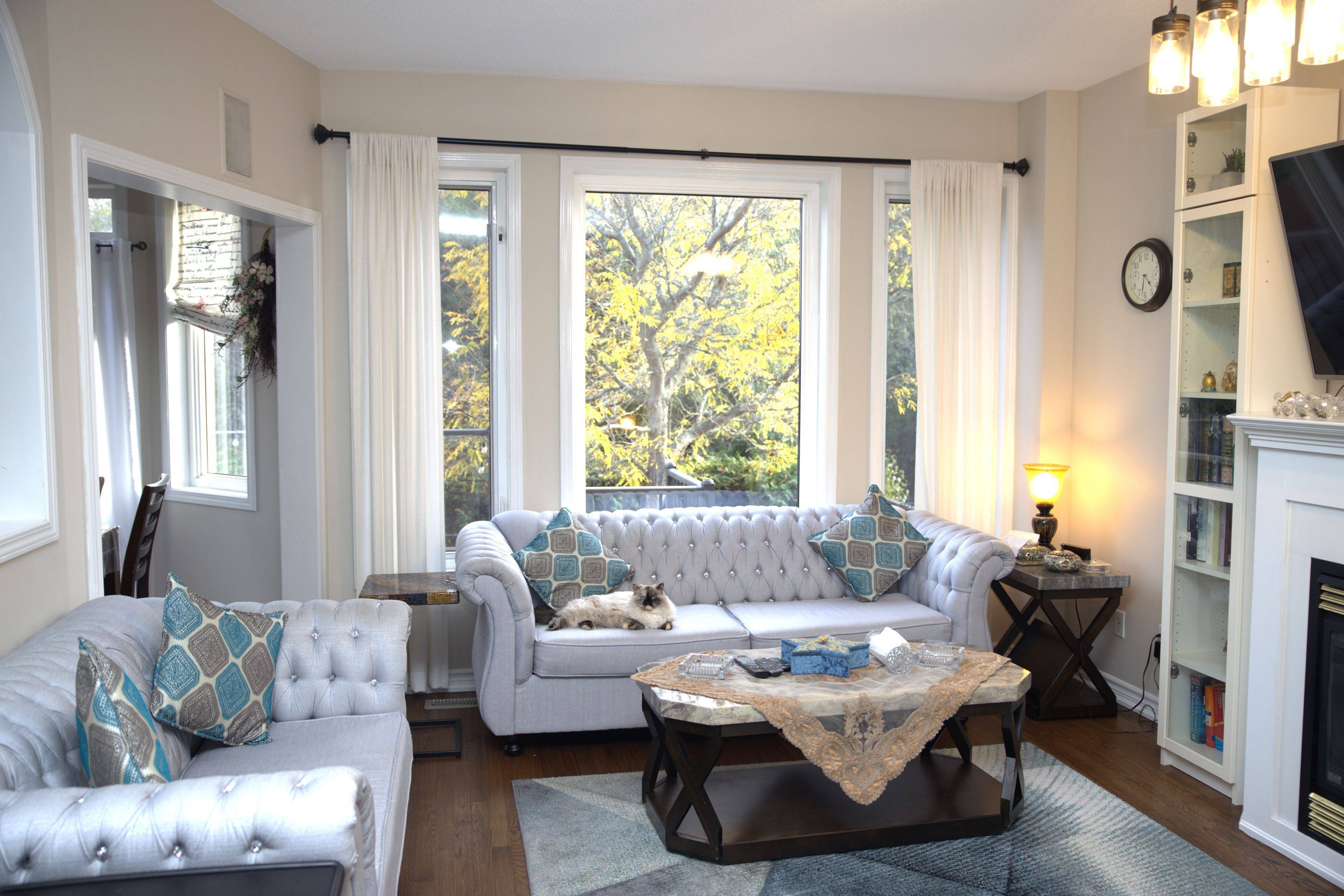 Pickering, ON L1X 2X6,687 Sunbird TRL