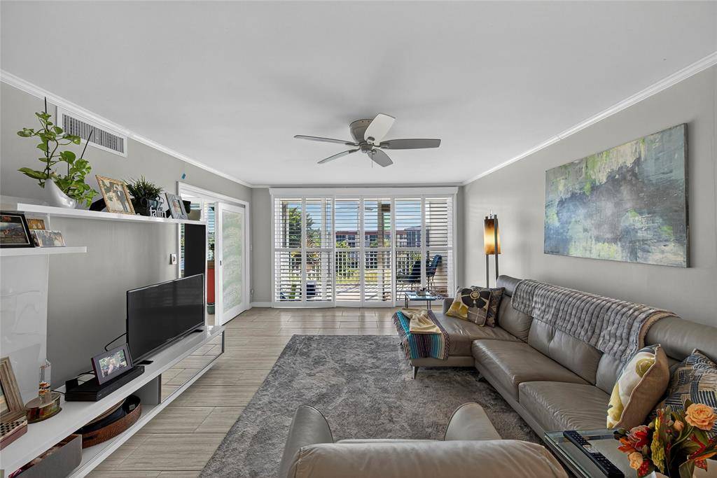 Lighthouse Point, FL 33064,3150 NE 48th Ct #410