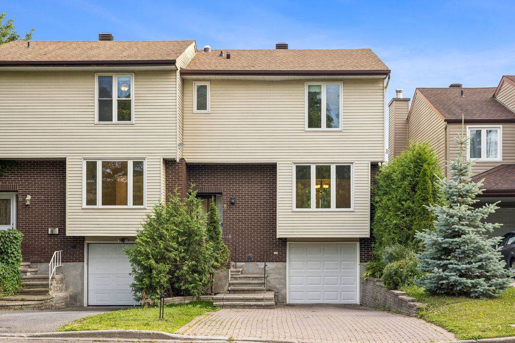 Hunt Club - Windsor Park Village And Area, ON K1V 9X8,8 Gillespie CRES