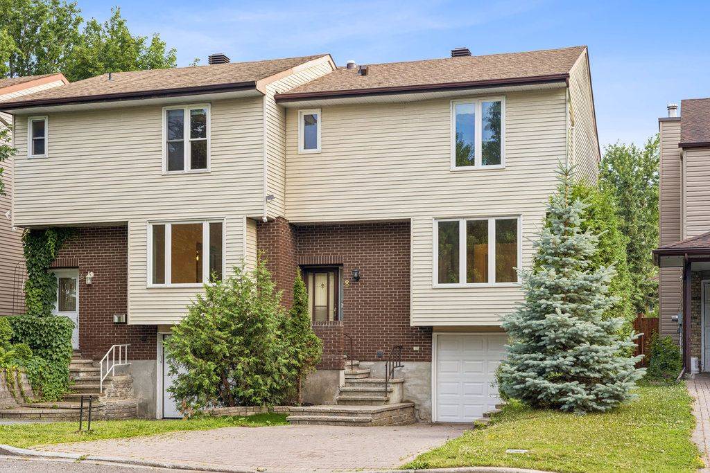 Hunt Club - Windsor Park Village And Area, ON K1V 9X8,8 Gillespie CRES