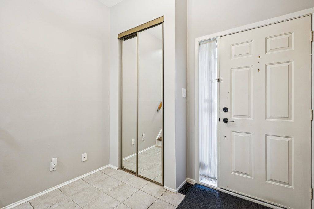 Hunt Club - Windsor Park Village And Area, ON K1V 9X8,8 Gillespie CRES