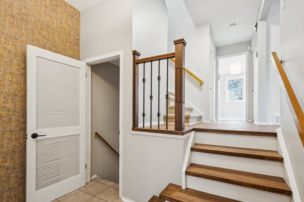 Hunt Club - Windsor Park Village And Area, ON K1V 9X8,8 Gillespie CRES