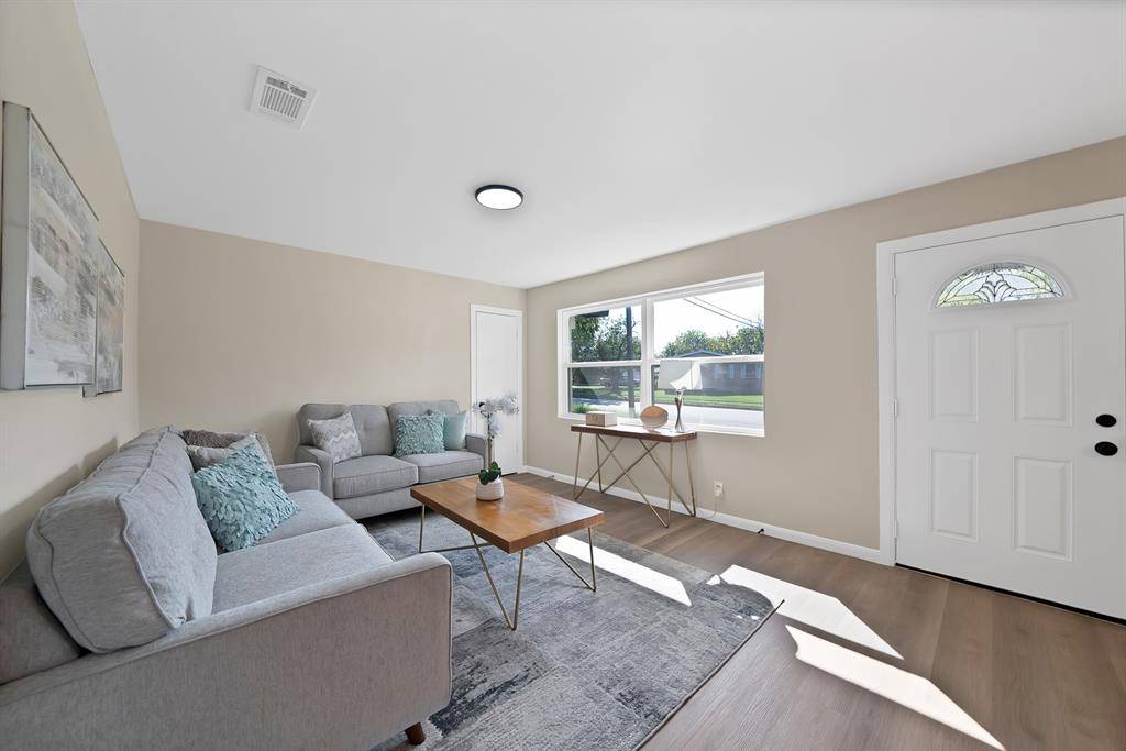 Fort Worth, TX 76134,5341 Hensley Drive