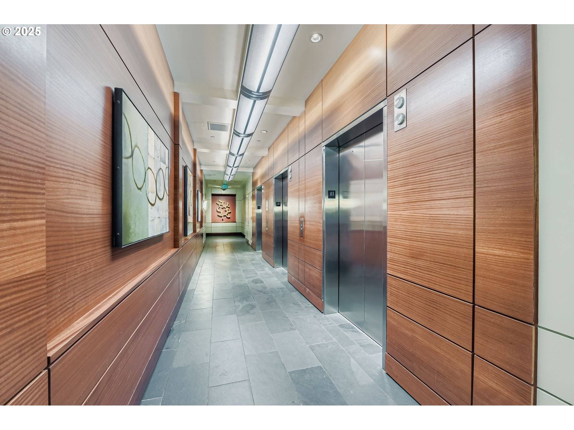 Portland, OR 97239,3601 S RIVER PKWY #812