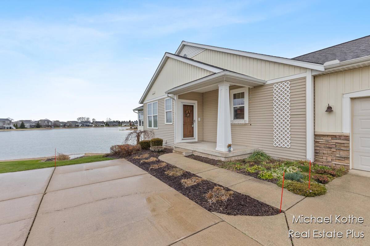 Allendale, MI 49401,7443 Watermark DR #32