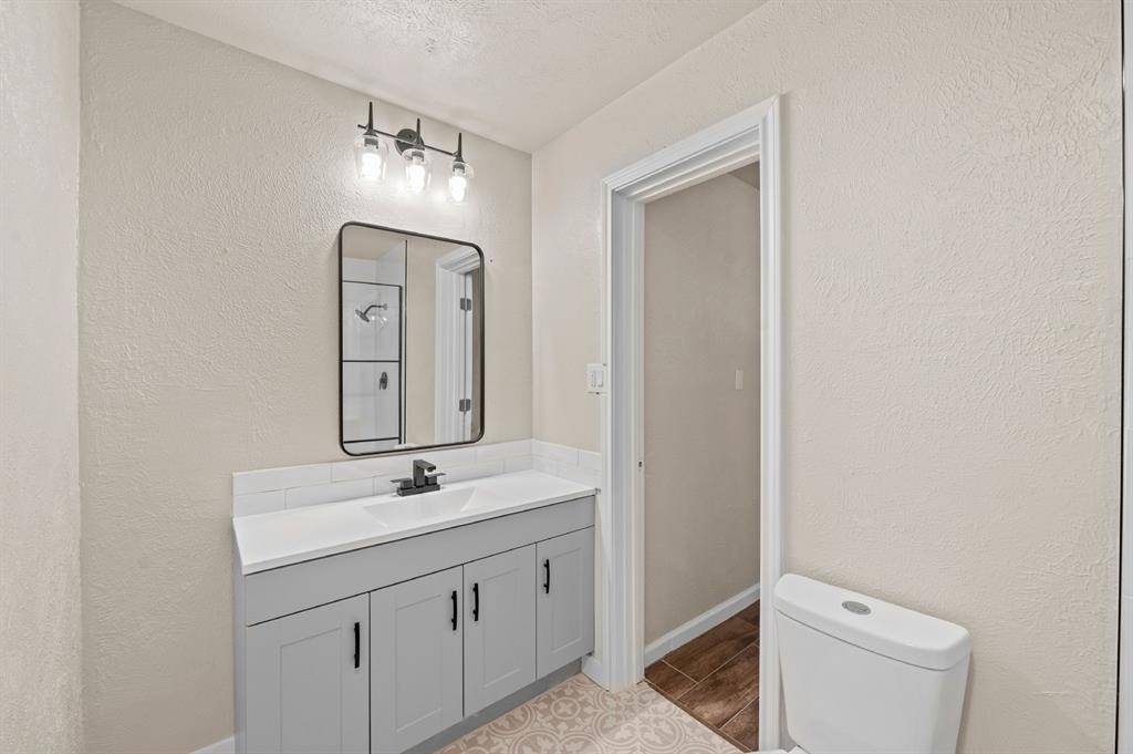 Mineola, TX 75773,113 CR 2434