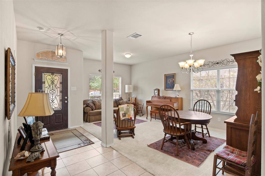 Waxahachie, TX 75165,107 Holly Street