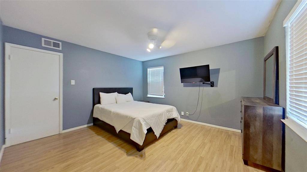 Arlington, TX 76011,1115 Woodbrook Street