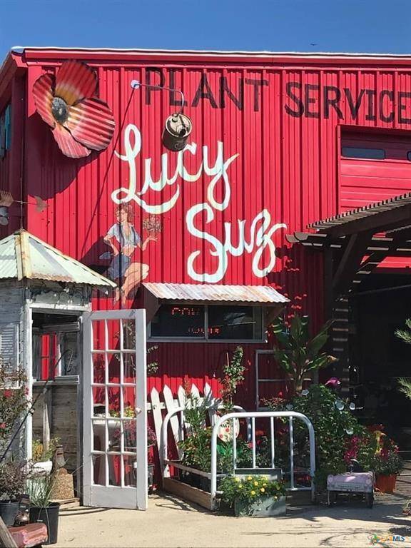 Lampasas, TX 76550,107 W 10th Street