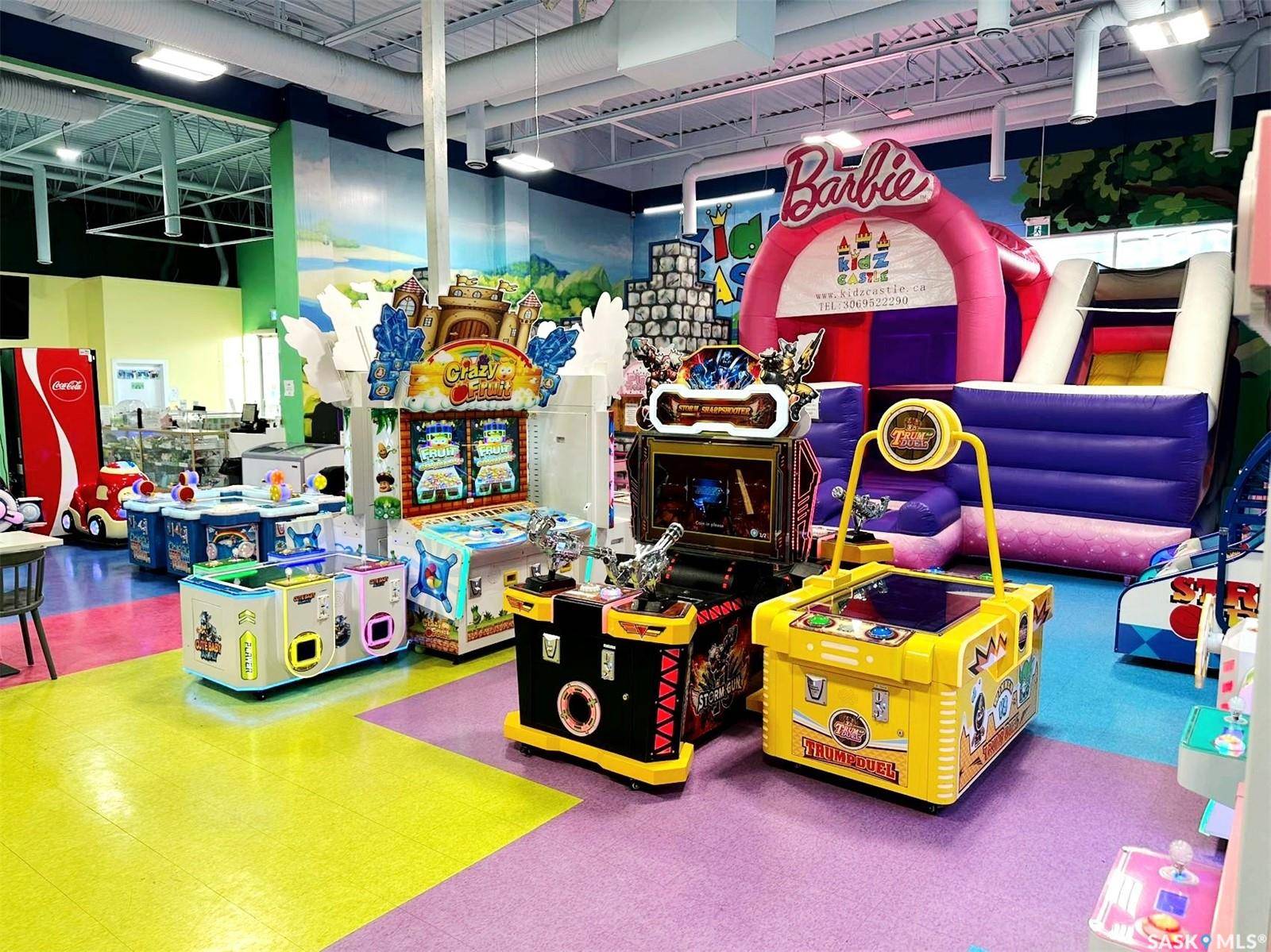 Saskatoon, SK S7K 3T7,714 Circle DRIVE N