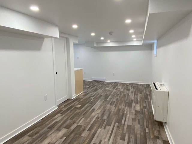 Kitchener, ON N2G 3M4,137 Madison AVE S #B