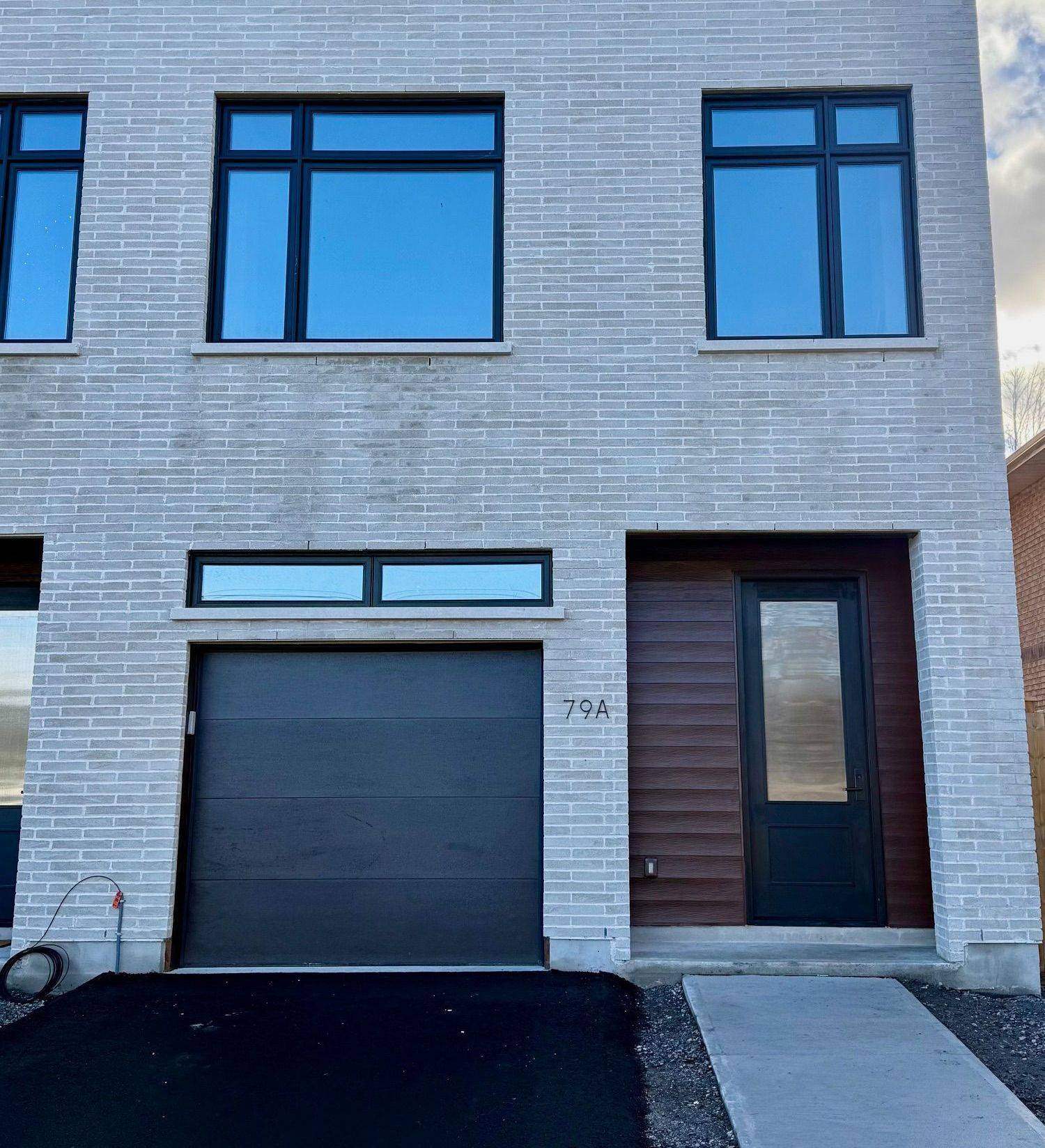 Parry Sound, ON P2A 2T8,79A River ST