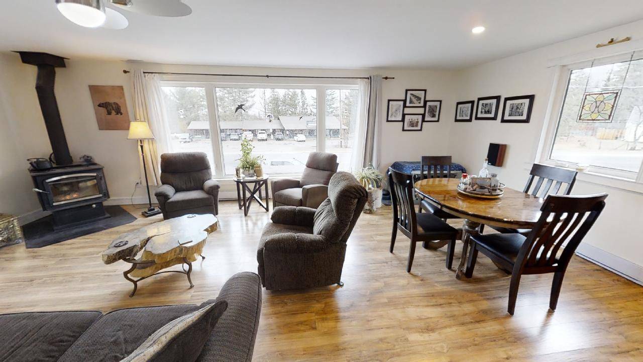 Lake Of Bays, ON P0A 1H0,2831 Highway 60 HWY