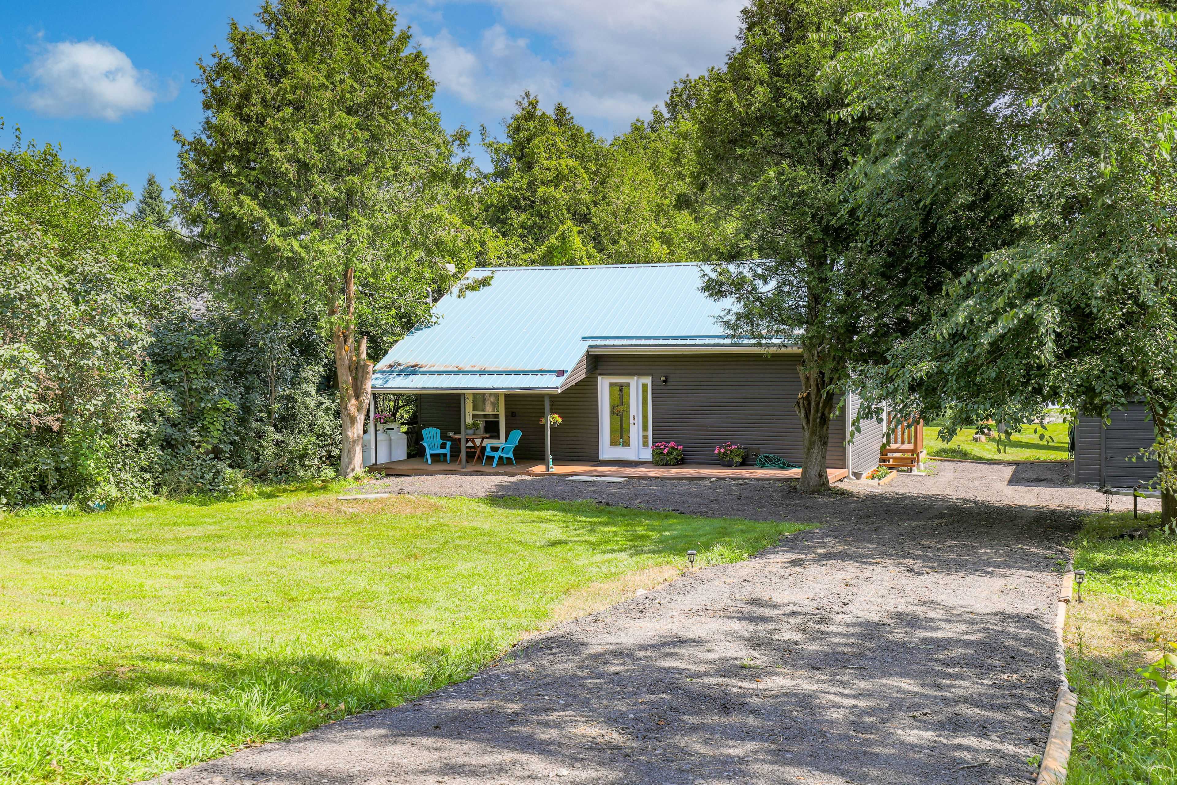 Kawartha Lakes, ON K0M 2C0,21 Shirley Anne DR S