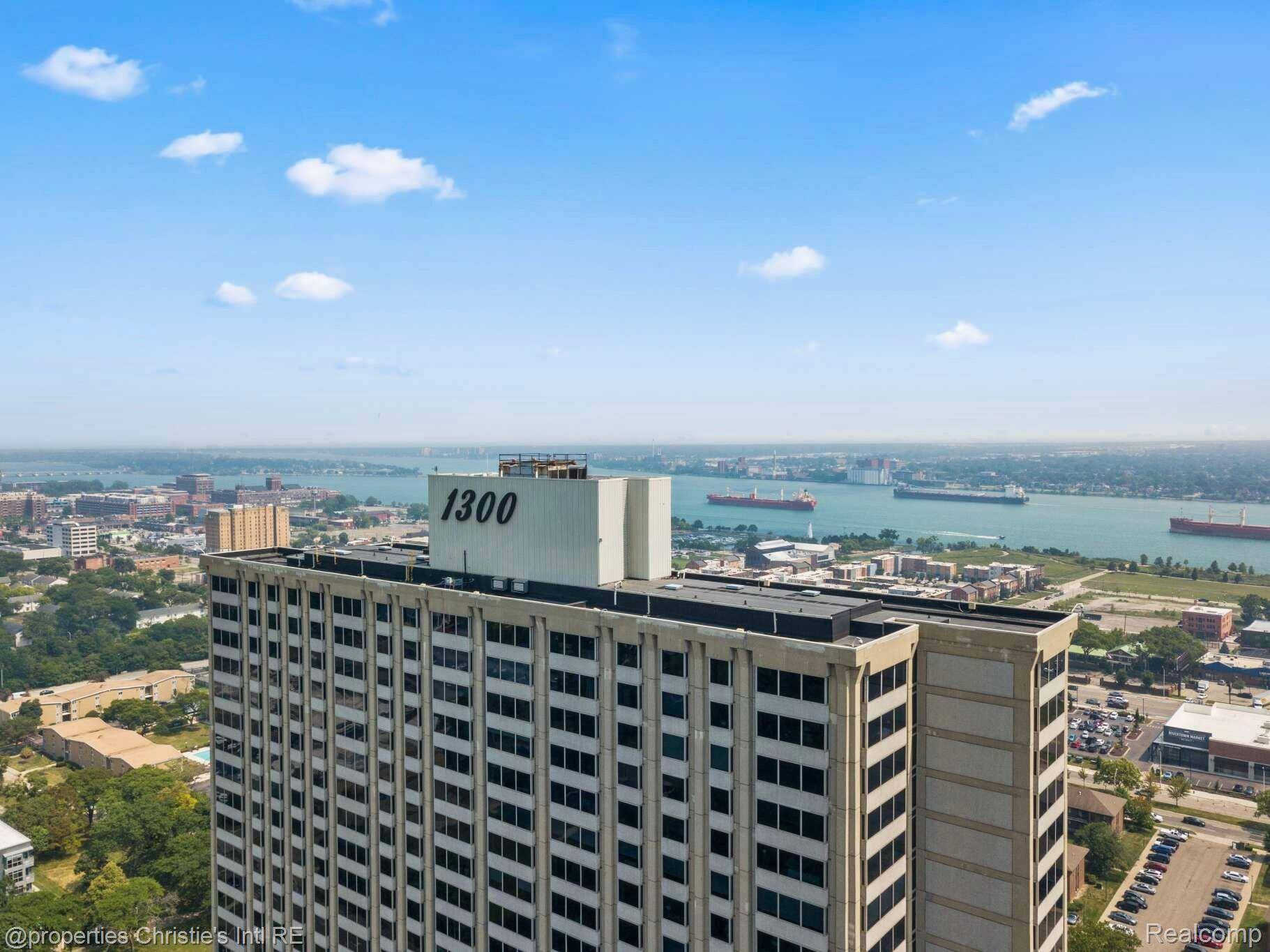 Detroit, MI 48207,1300 E Lafayette ST #104