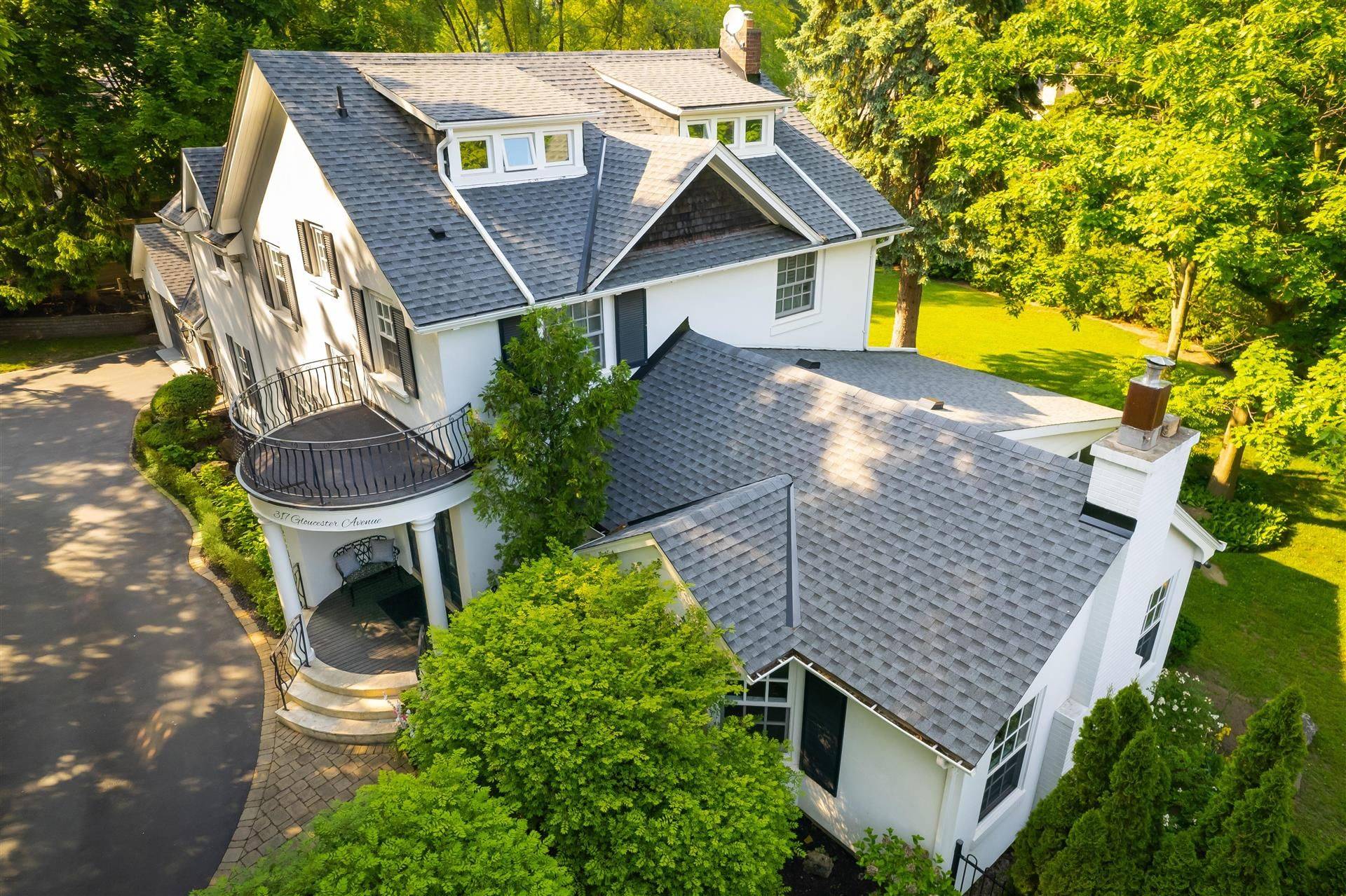 Oakville, ON L6J 3W8,317 Gloucester AVE