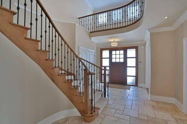 Oakville, ON L6M 0A5,2156 Heathcliff CT