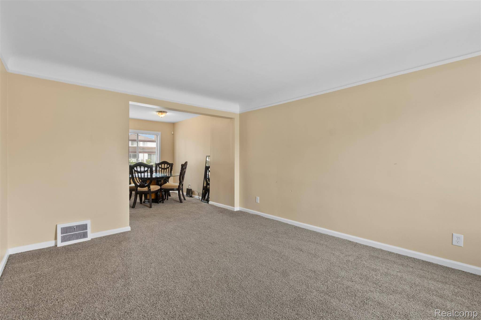 Detroit, MI 48235,18514 Schaefer HWY