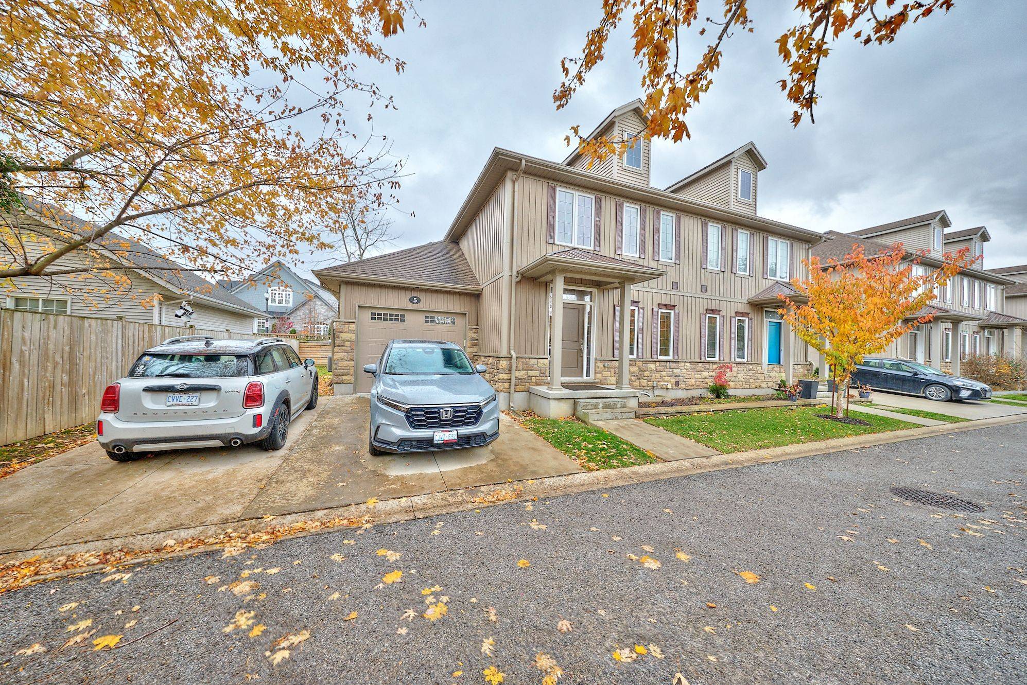 Niagara-on-the-lake, ON L0S 1J0,608 Simcoe ST #5