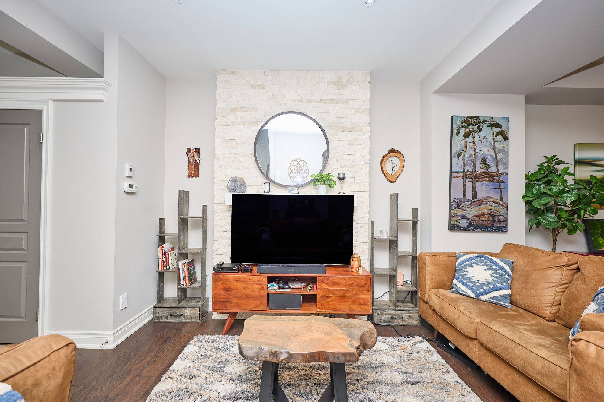 Niagara-on-the-lake, ON L0S 1J0,608 Simcoe ST #5