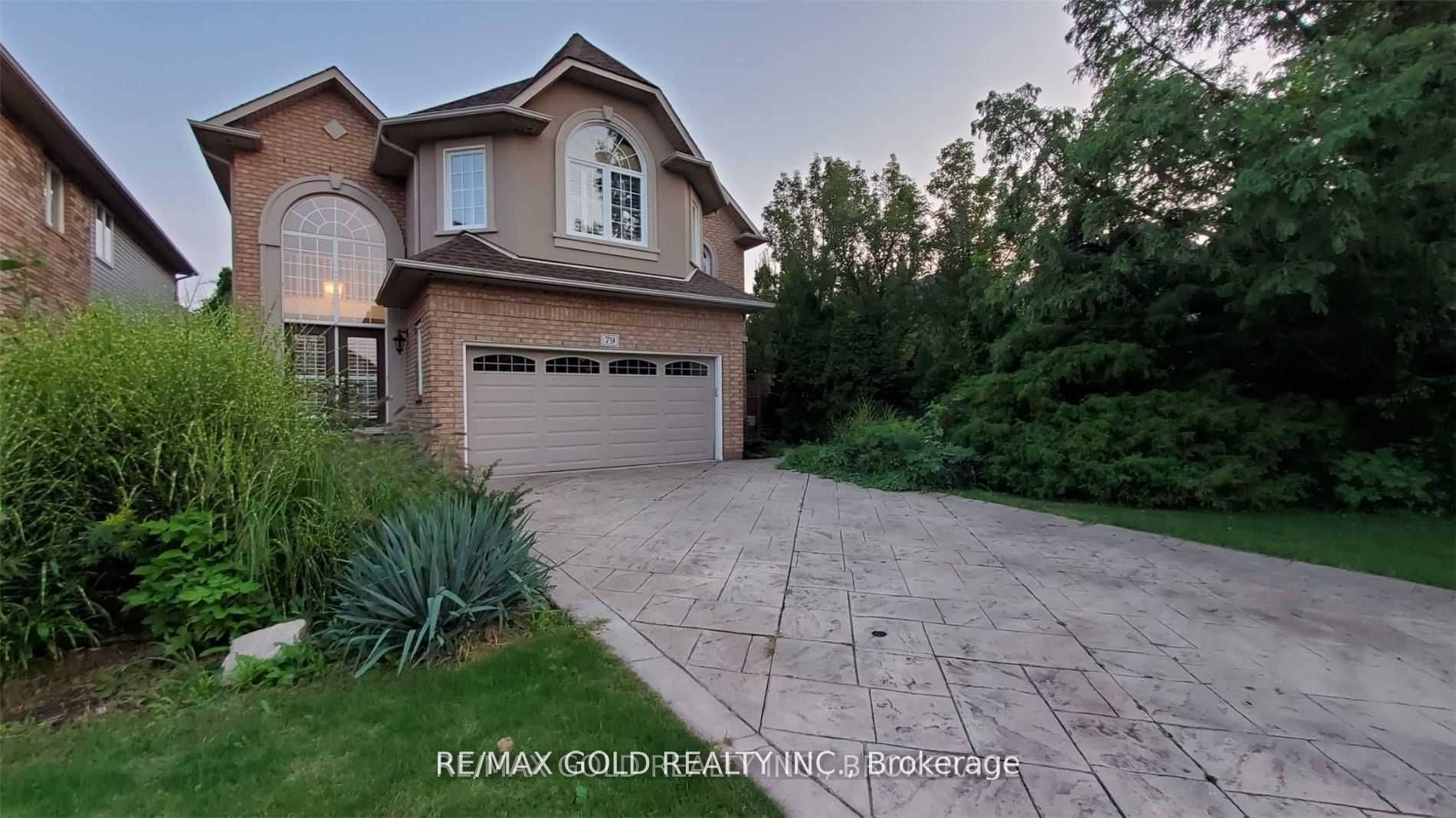 Hamilton, ON L9K 1L9,79 Surrey DR