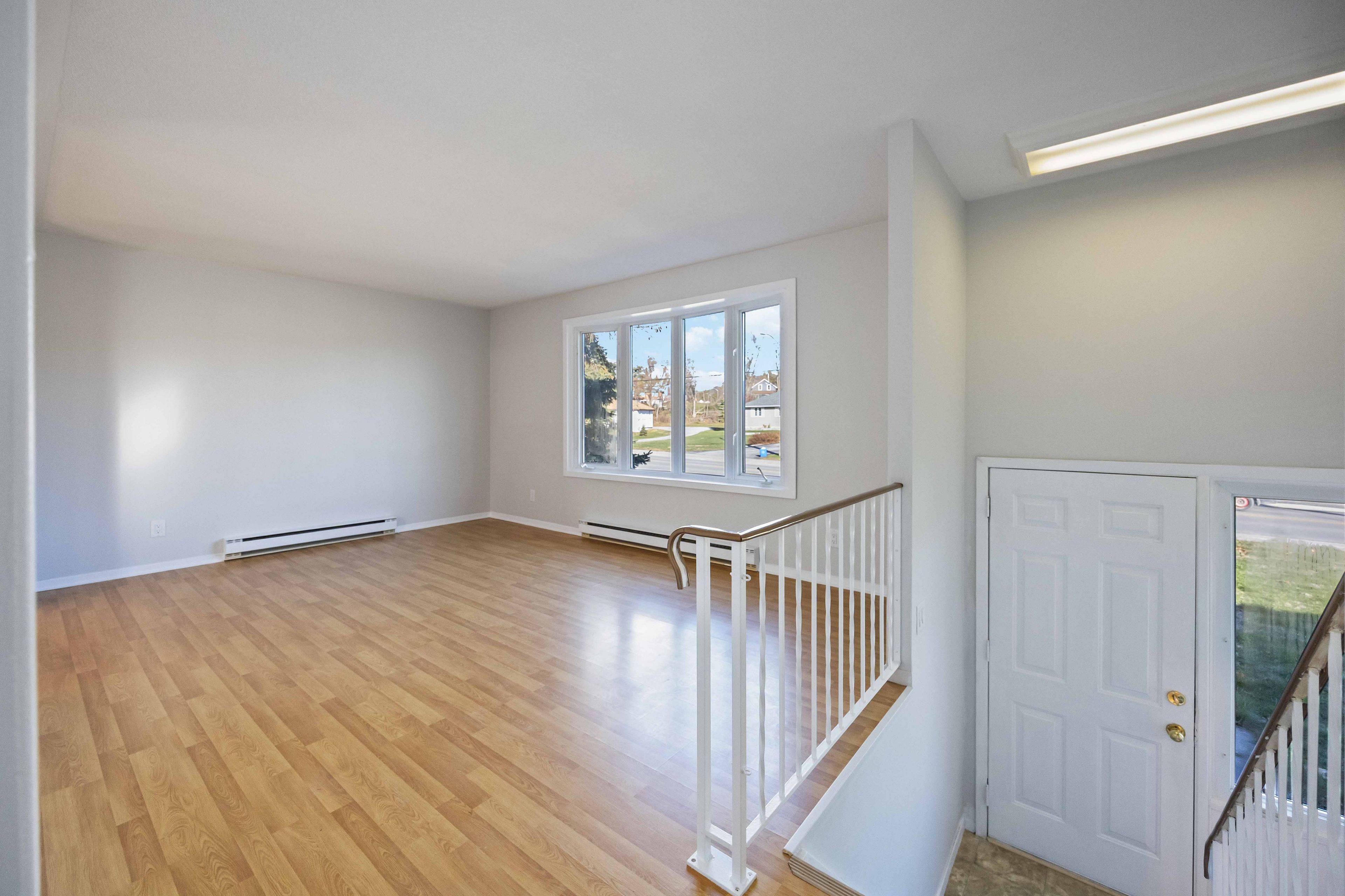 Kawartha Lakes, ON K0M 1N0,100 Francis ST E