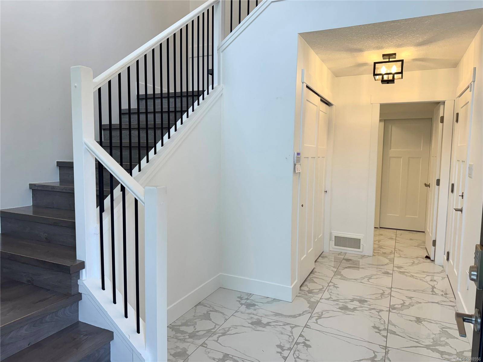 Nanaimo, BC V9T 5M9,5211 Hammond Bay Rd