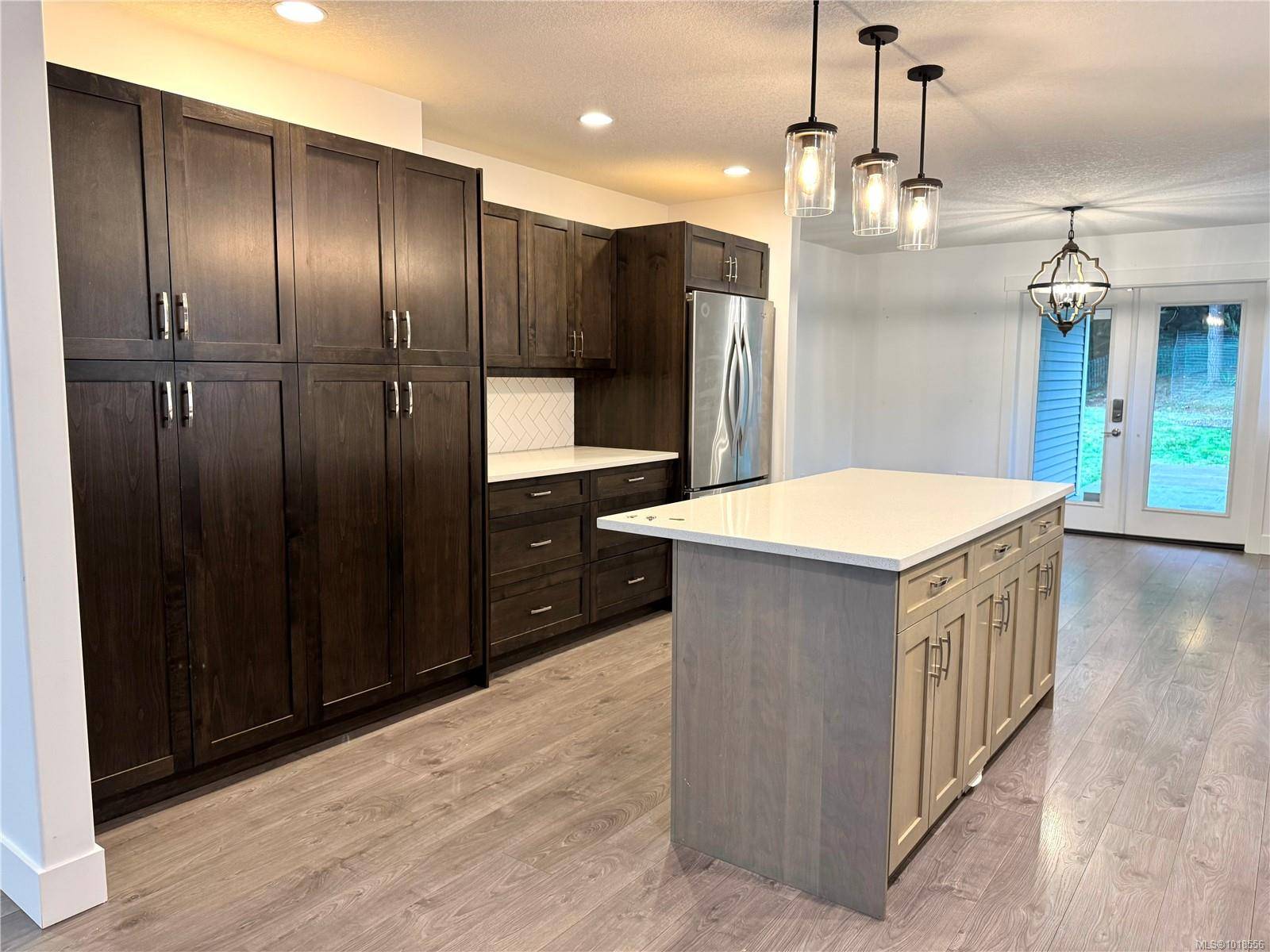 Nanaimo, BC V9T 5M9,5211 Hammond Bay Rd