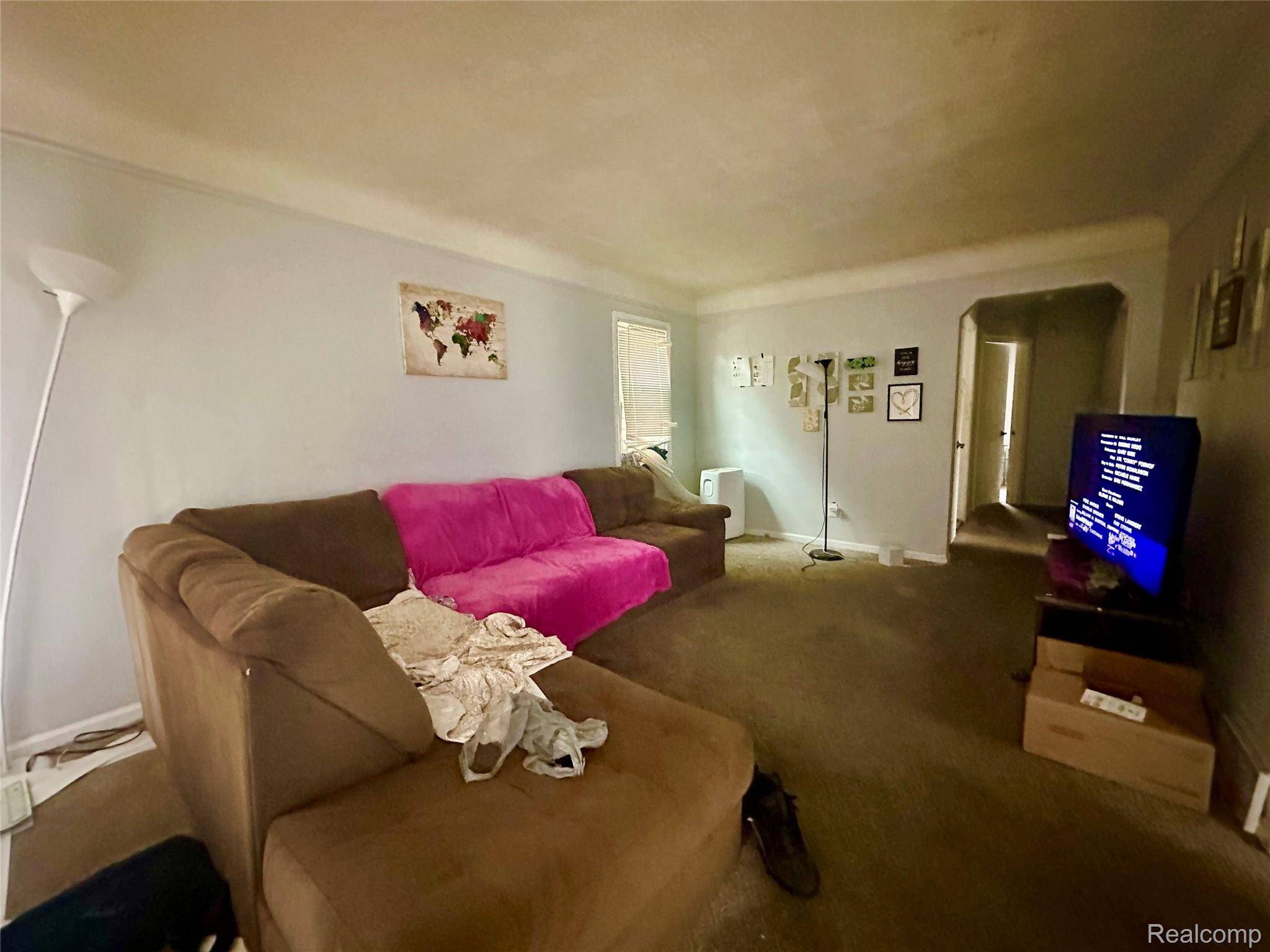 Detroit, MI 48227,15000 Strathmoor ST