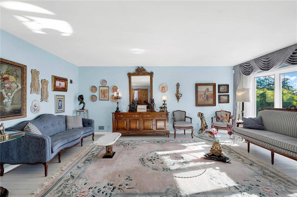 Brooklyn, NY 11234,2708 East 66th ST