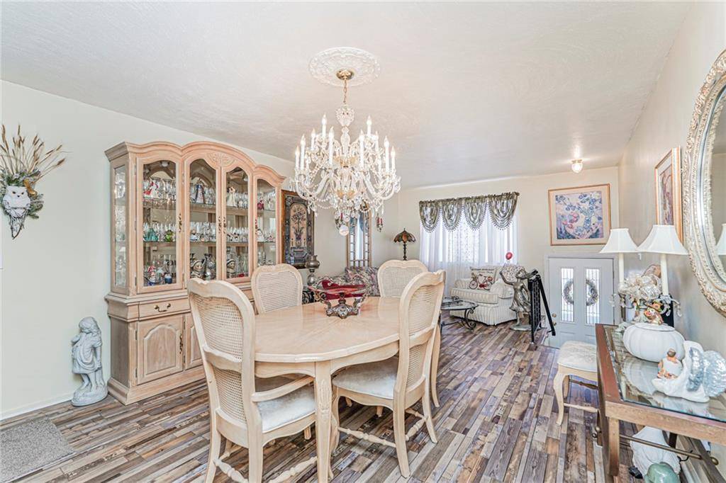 Staten  Island, NY 10306,516 Medina ST