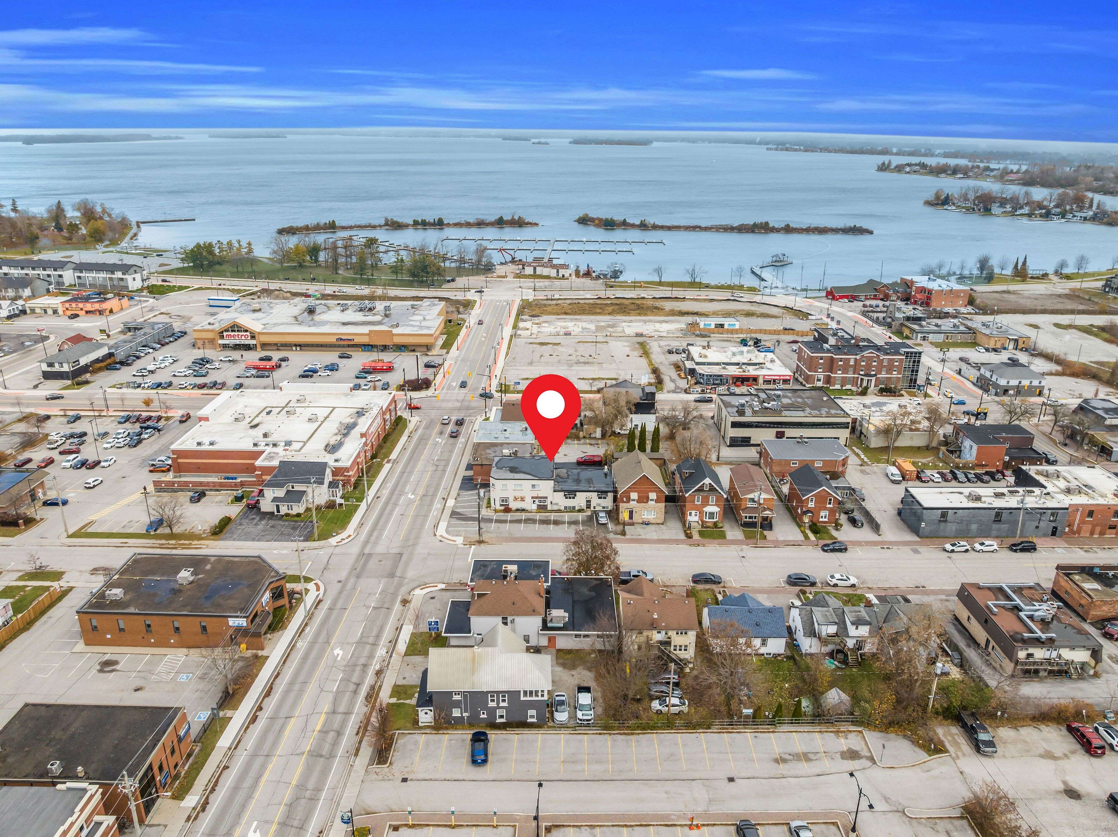 Orillia, ON L3V 4T5,32 Matchedash ST N