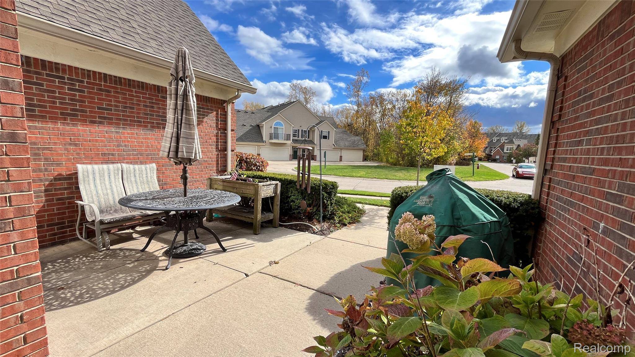 Shelby Twp, MI 48316,7635 Ambassador DR