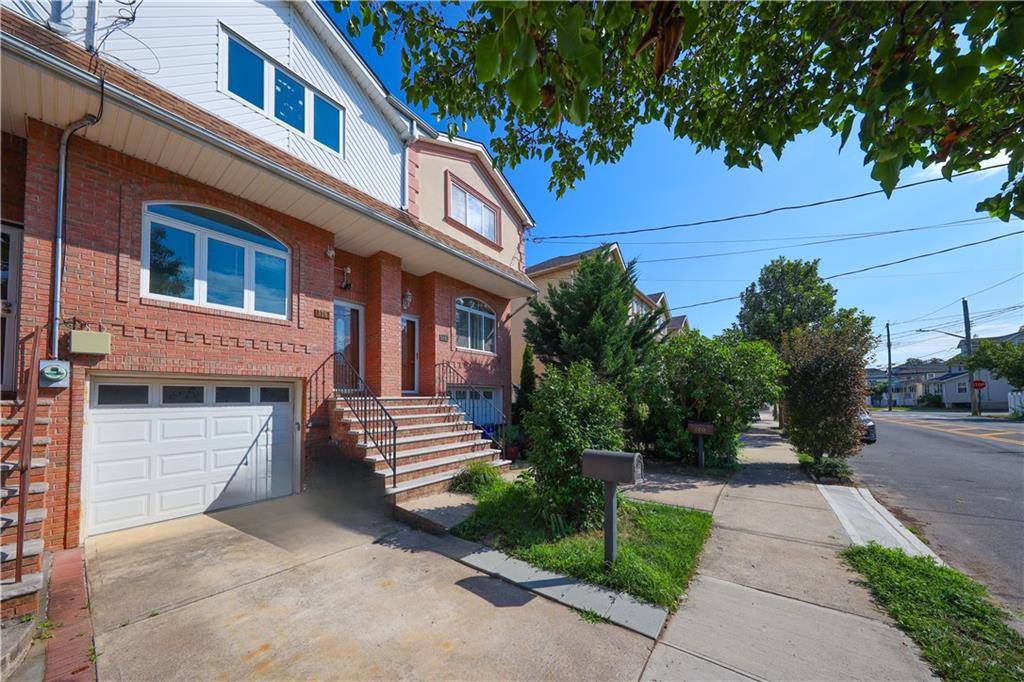 Staten Island, NY 10306,136 Moreland ST