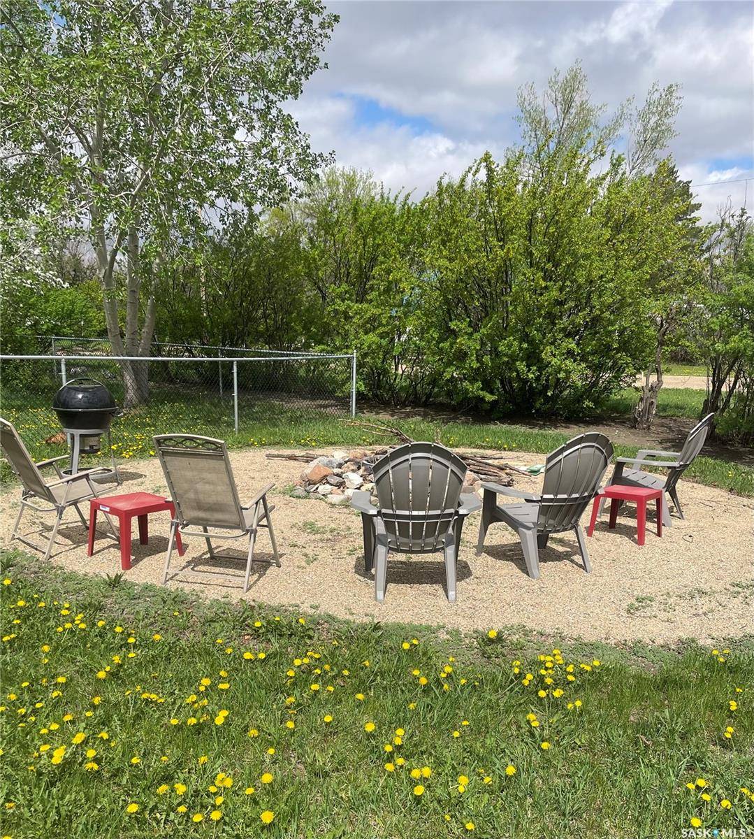 Limerick, SK S0H 2P0,215 Kerry STREET