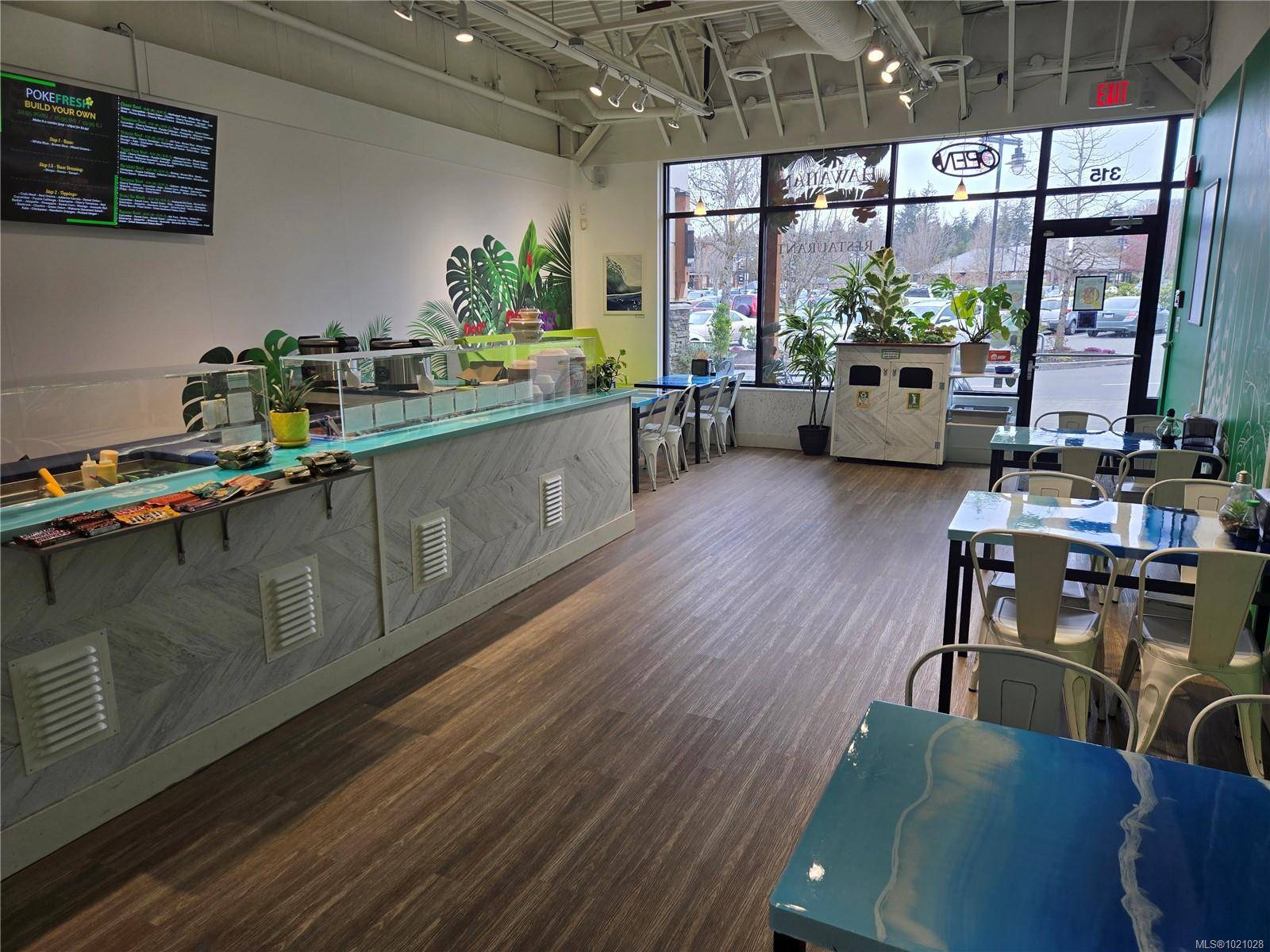 Saanich, BC V8X 1R5,777 Royal Oak Dr #315