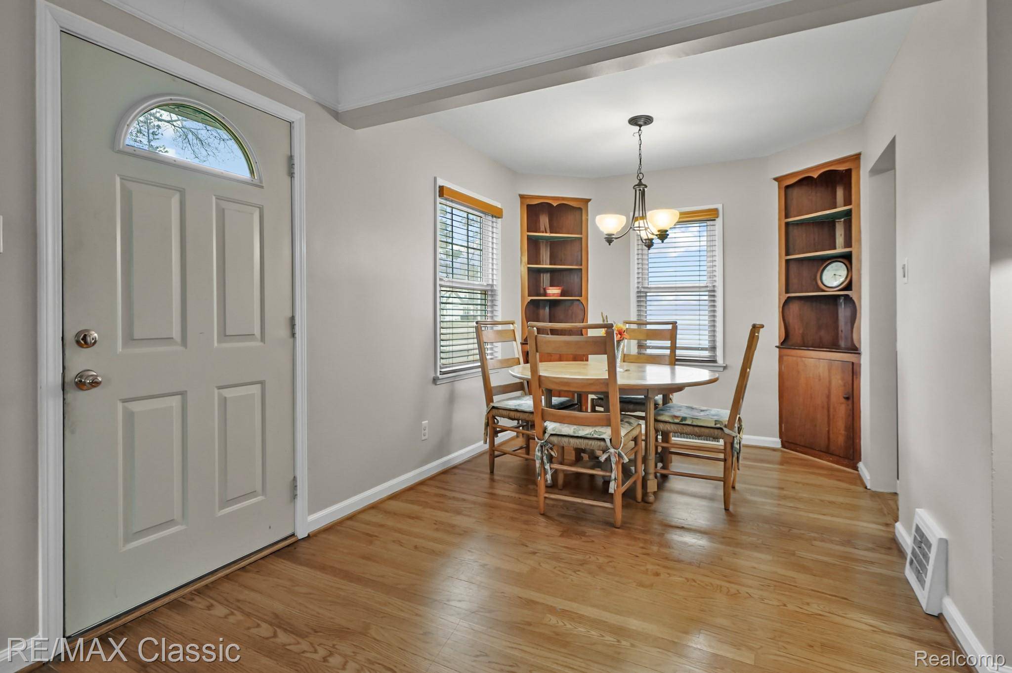 Berkley, MI 48072,1610 Larkmoor BLVD