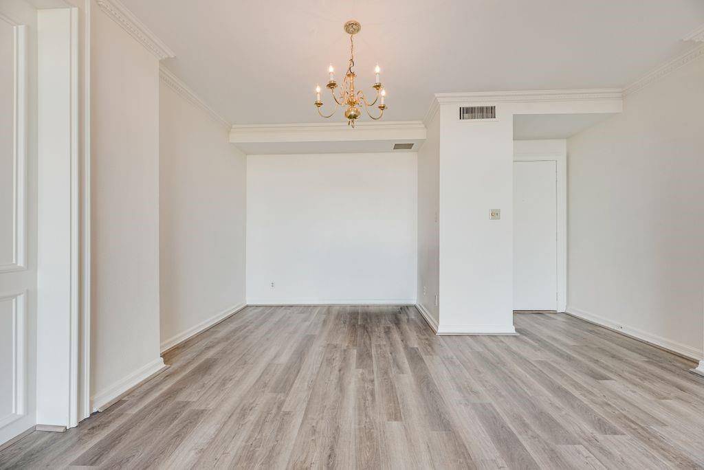 Dallas, TX 75248,5200 Keller Springs Road #537