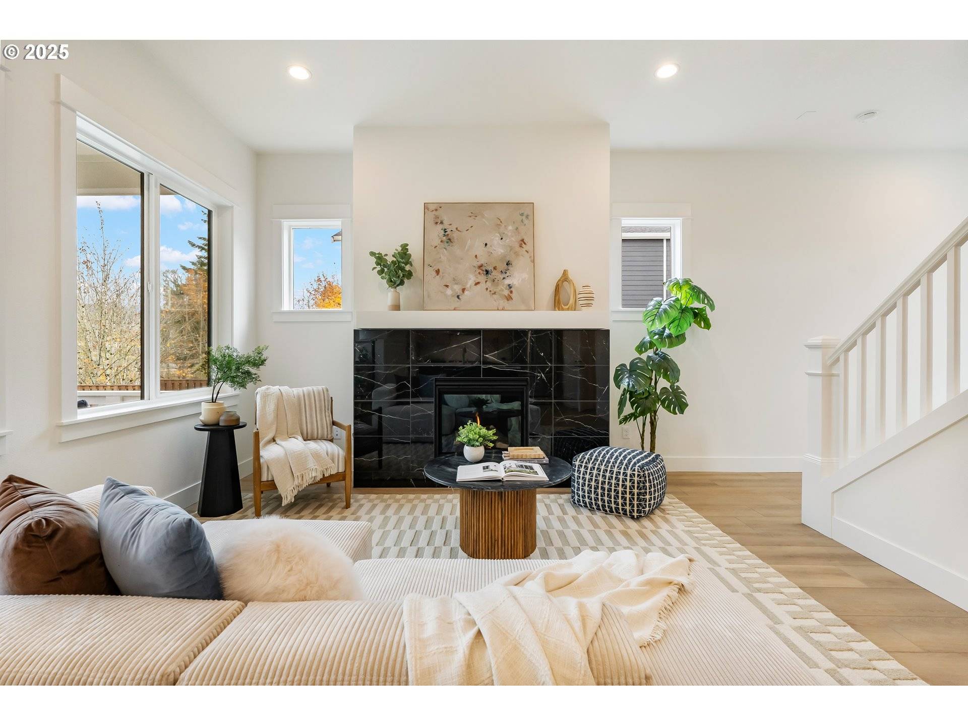 Portland, OR 97229,15701 NW Holman WAY #L 35