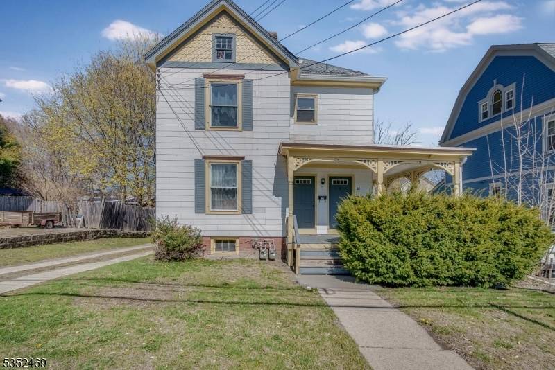 Newton Town, NJ 07860,20 Madison St