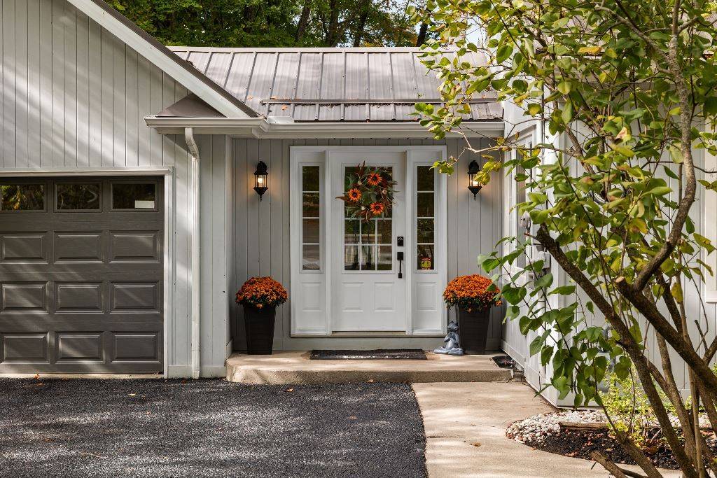 Springwater, ON L9X 0L6,88 Finlay Mill RD