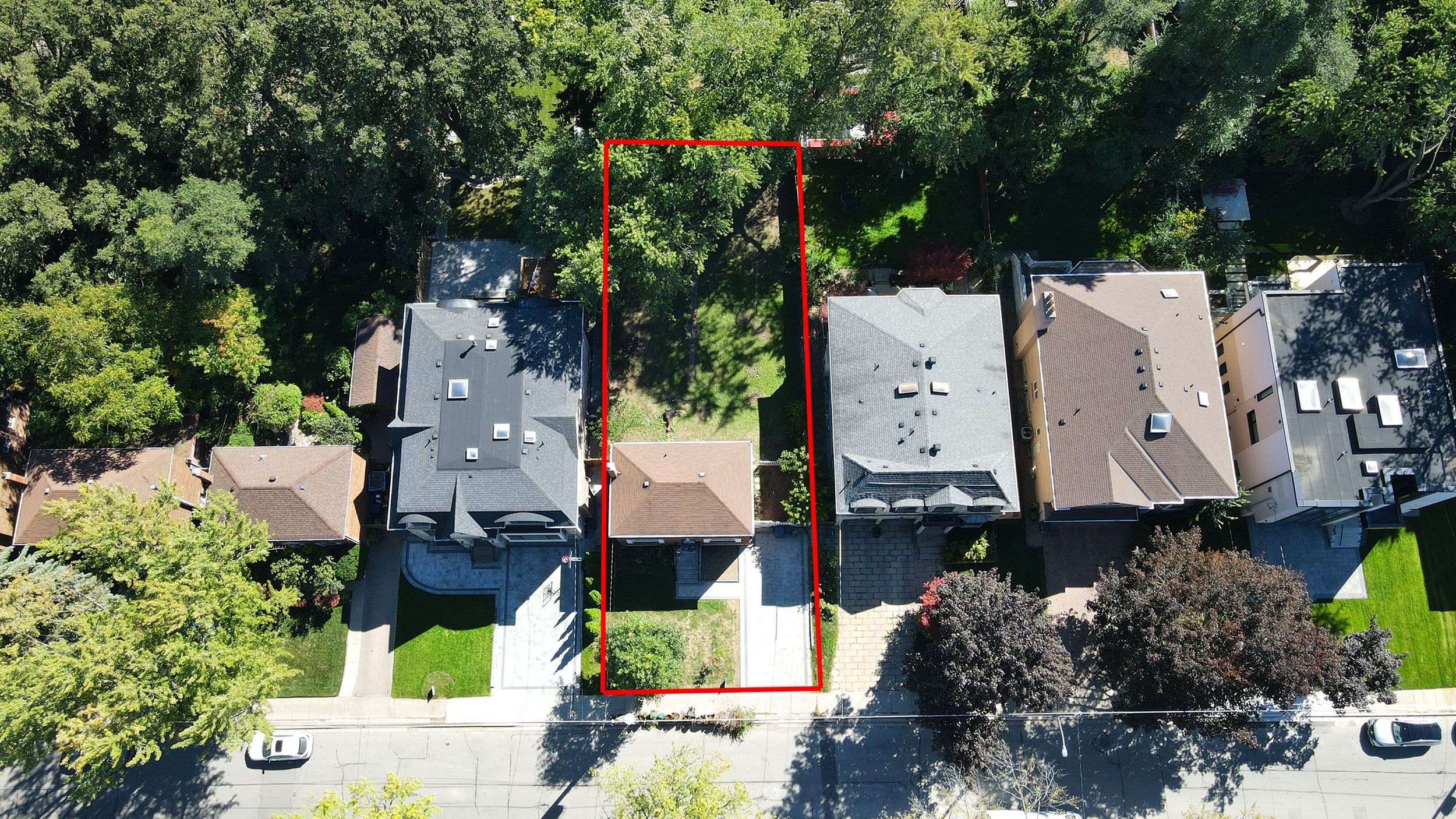 Toronto C14, ON M2N 3V1,229 Empress AVE