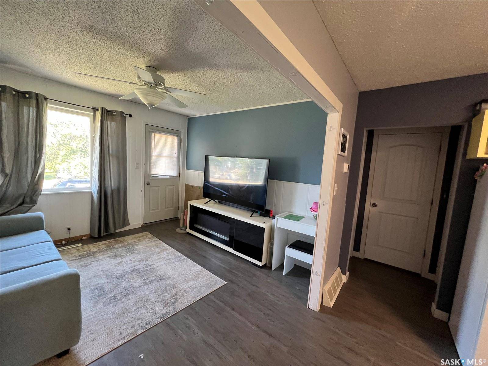 Herbert, SK S0H 2A0,1005 Herbert AVENUE